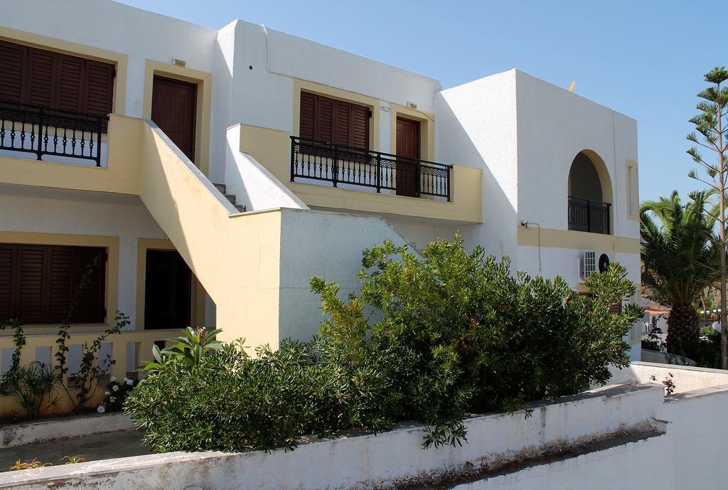 Flamingo Apartments Palekastro Buitenkant foto