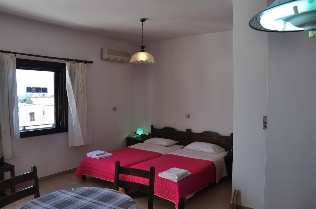 Flamingo Apartments Palekastro Buitenkant foto