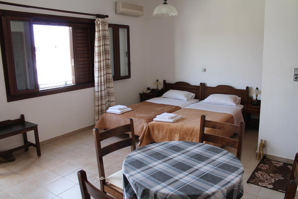 Flamingo Apartments Palekastro Buitenkant foto
