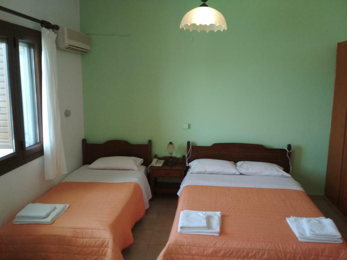 Flamingo Apartments Palekastro Buitenkant foto